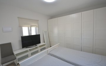Property slide 22