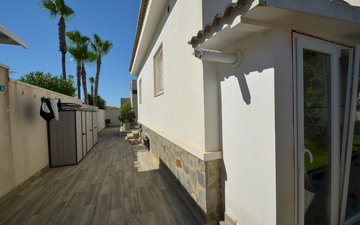 Property slide 7