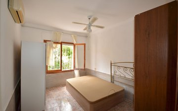 Property slide 18