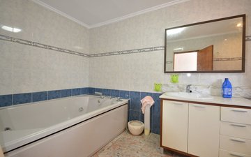 Property slide 22