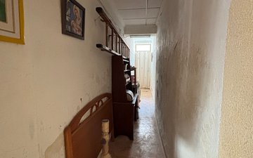 Property slide 10