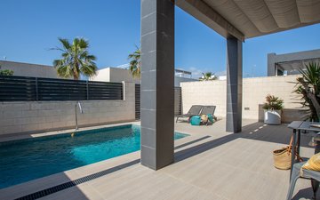 Property slide 10