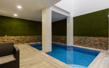 Property slide 19