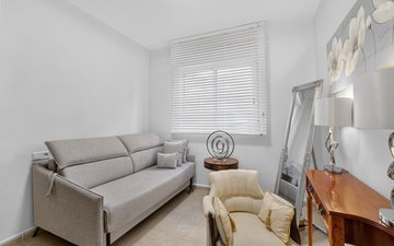 Property slide 19