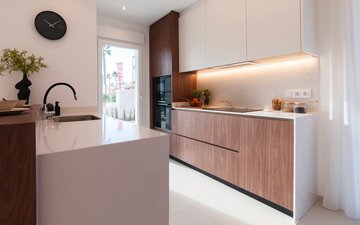 Property slide 10
