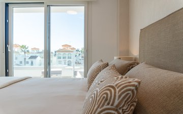 Property slide 20