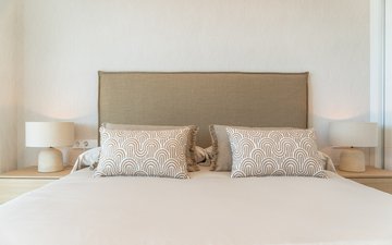 Property slide 19
