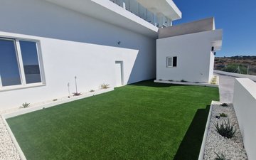 Property slide 39