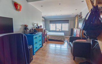 Property slide 40