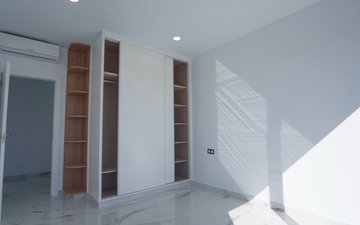 Property slide 21
