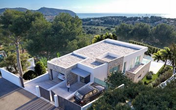Property slide 25