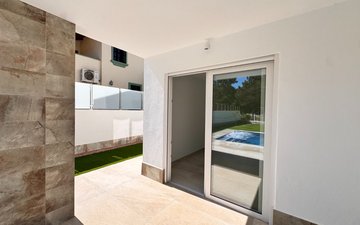 Property slide 40