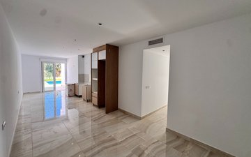 Property slide 31