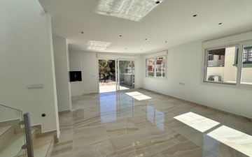 Property slide 21