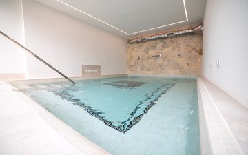 Property slide 28