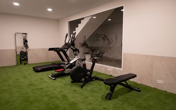 Property slide 25