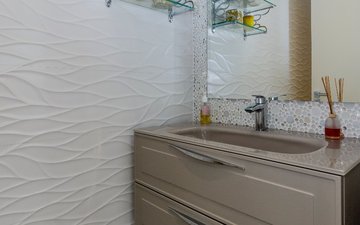 Property slide 18