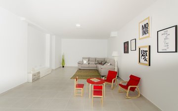 Property slide 22