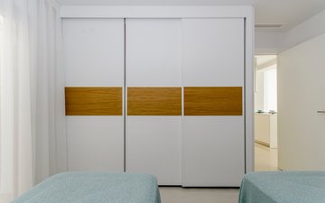 Property slide 19