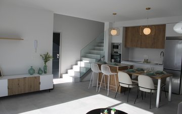 Property slide 14