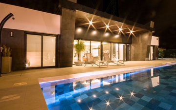 Property slide 22
