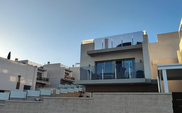 Property slide 31