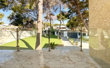 Property slide 18