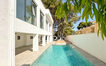 Property slide 9