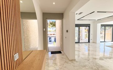 Property slide 36