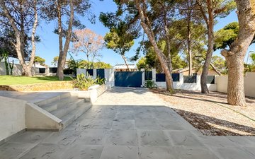 Property slide 47