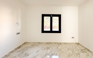Property slide 25