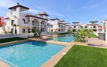 Property slide 32