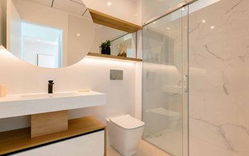 Property slide 18