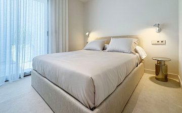 Property slide 15
