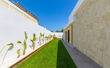 Property slide 31