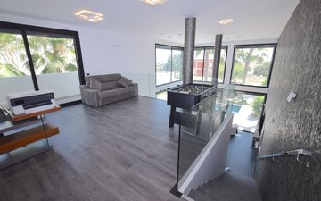 Property slide 22