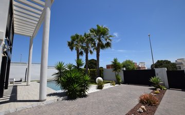 Property slide 50
