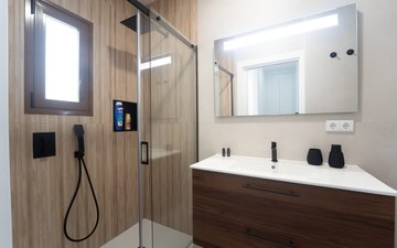 Property slide 19
