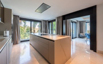 Property slide 20