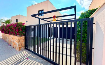 Property slide 21