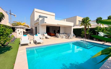 Property slide 48