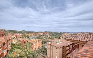 Property slide 15