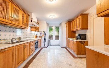 Property slide 9