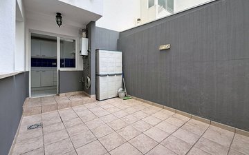 Property slide 16