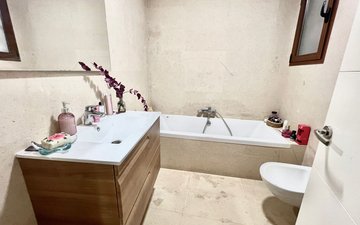 Property slide 16