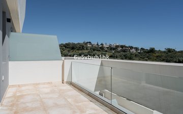 Property slide 22