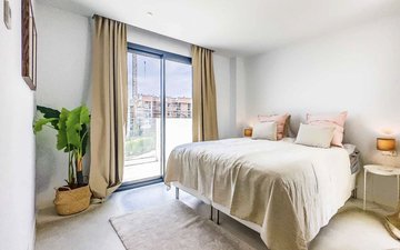 Property slide 18