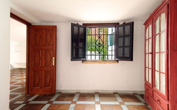 Property slide 8
