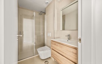 Property slide 17