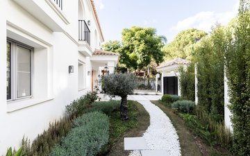 Property slide 38